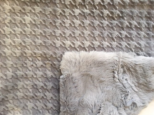 Embossed Houndstooth in Silver on Silver Hide