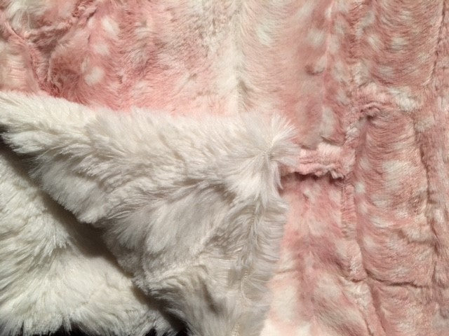Blanket: Luxe Cuddle Fawn in Rosewater on Stella in Cream