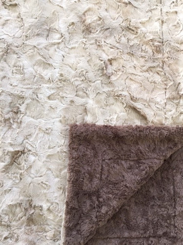 Luxe Cuddle Galaxy Oatmeal on Luxe Cuddle Marble Cocoa