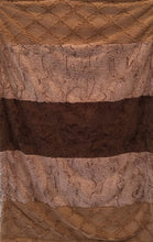 Load image into Gallery viewer, Luxe Cuddle Lattice in Sand, Heather Quartz, and Marble Cocoa Strip on Luxe Cuddle Frost Chocolate