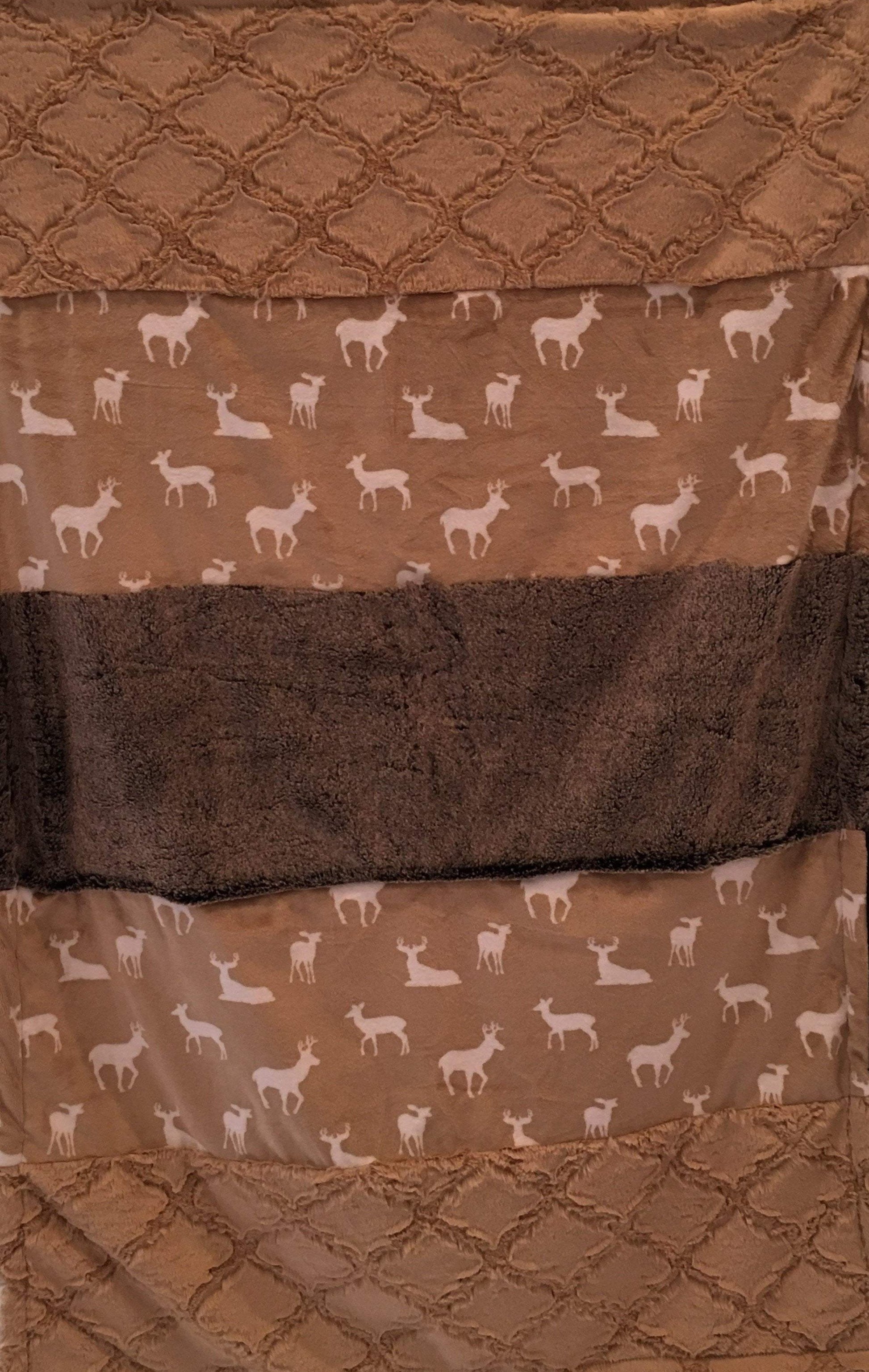 Luxe Cuddle Deer to Me in Sand Strip on Luxe Cuddle Lattice Sand