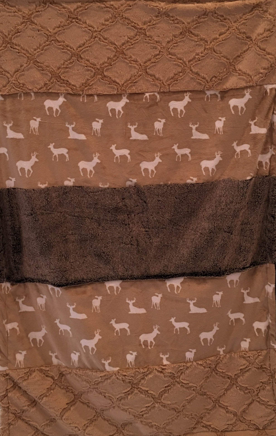 Luxe Cuddle Deer to Me in Sand Strip on Luxe Cuddle Lattice Sand