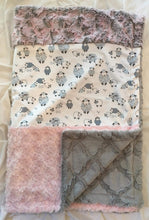 Load image into Gallery viewer, Alpha Sheep in Stone Strip on Luxe Cuddle Silver Lattice