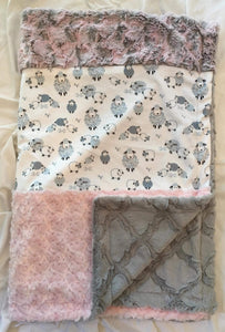 Alpha Sheep in Stone Strip on Luxe Cuddle Silver Lattice
