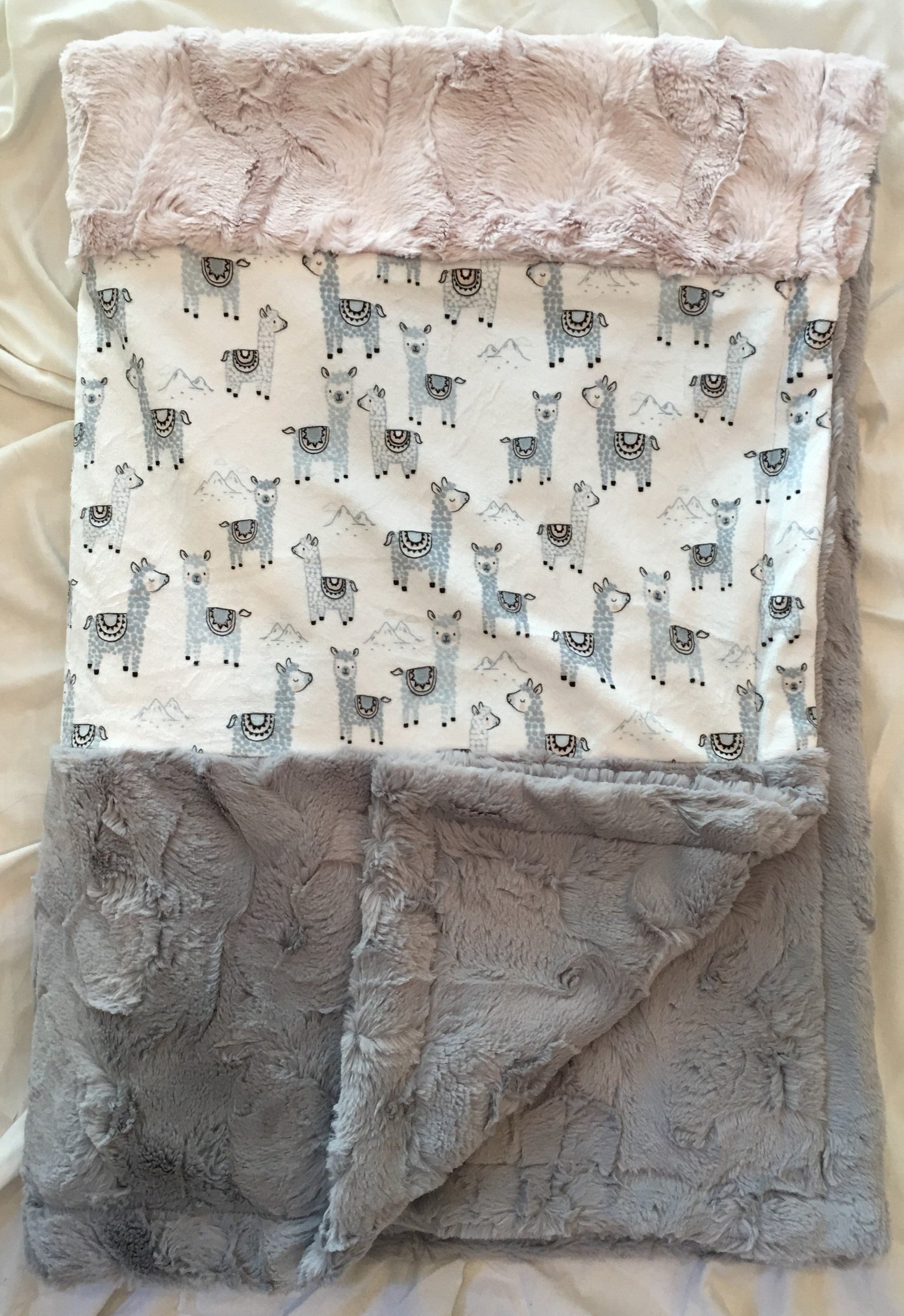Alpaclettes Strip on Luxe Cuddle Silver Hide