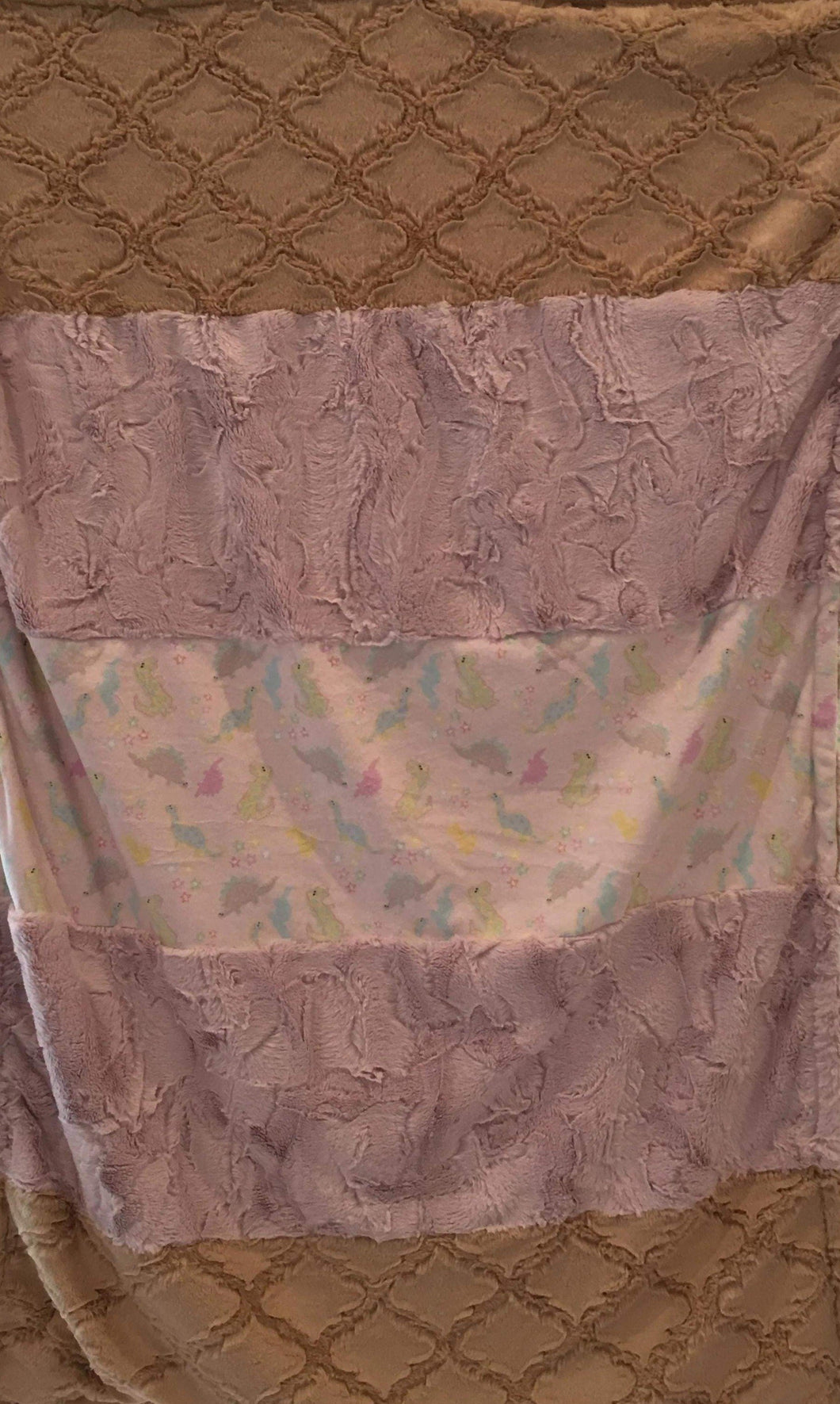 Dinostars, Luxe Cuddle Lattice In Sand, and Rosewater Hide Strip on Luxe Cuddle Heather Quartz Hide