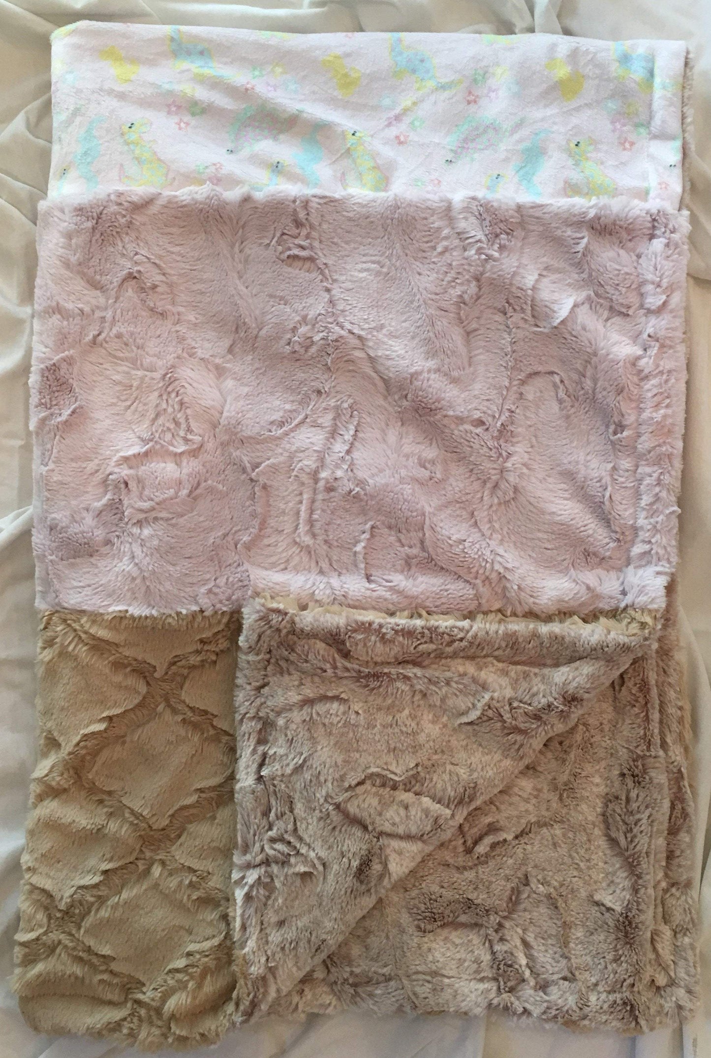 Dinostars, Luxe Cuddle Lattice In Sand, and Rosewater Hide Strip on Luxe Cuddle Heather Quartz Hide