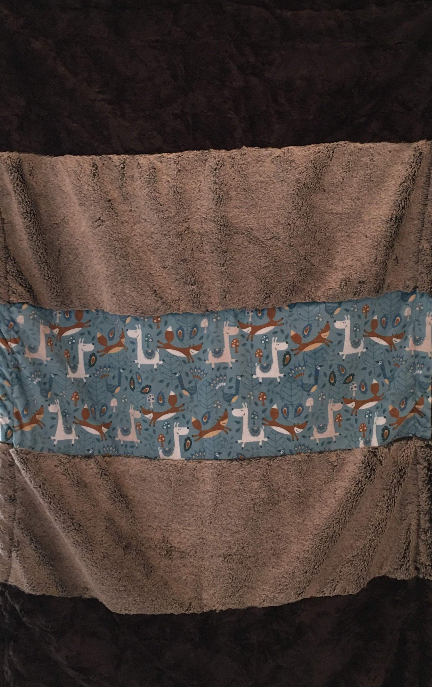 Machu Pichu Out N About Strip on Luxe Cuddle Marble Chocolate