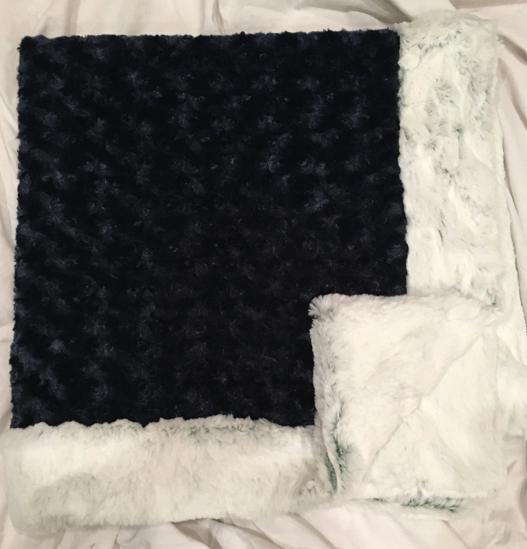 Baby Blanket Bordered in Luxe Cuddle Frost in Evergreen around Rosettes in Navy