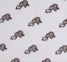 Load image into Gallery viewer, RKC Elephants in Snow