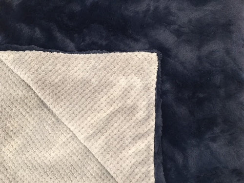 Pet Bed Cover: Cuddle Cloud Spa in Silver on Stella in Navy
