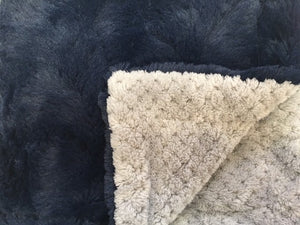 Stella in Navy on Cuddle Cloud Spa Silver